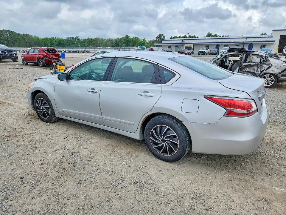 Photo 2 from auction – 2014 NISSAN ALTIMA with VIN 1N4AL3AP6EN347518