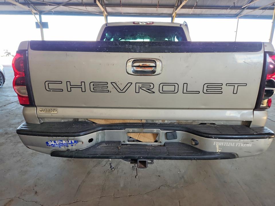 Photo 6 from auction – 2005 CHEVROLET SILVERADO with VIN 1GCEC19X95Z321783
