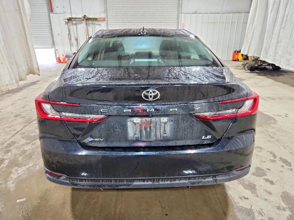 Photo 6 from auction – 2026 TOYOTA CAMRY with VIN 4T1DAACK5TU274529