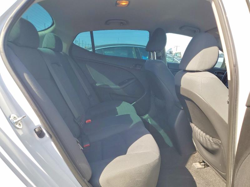Photo 10 from auction – 2015 KIA OPTIMA with VIN 5XXGM4A73FG392971