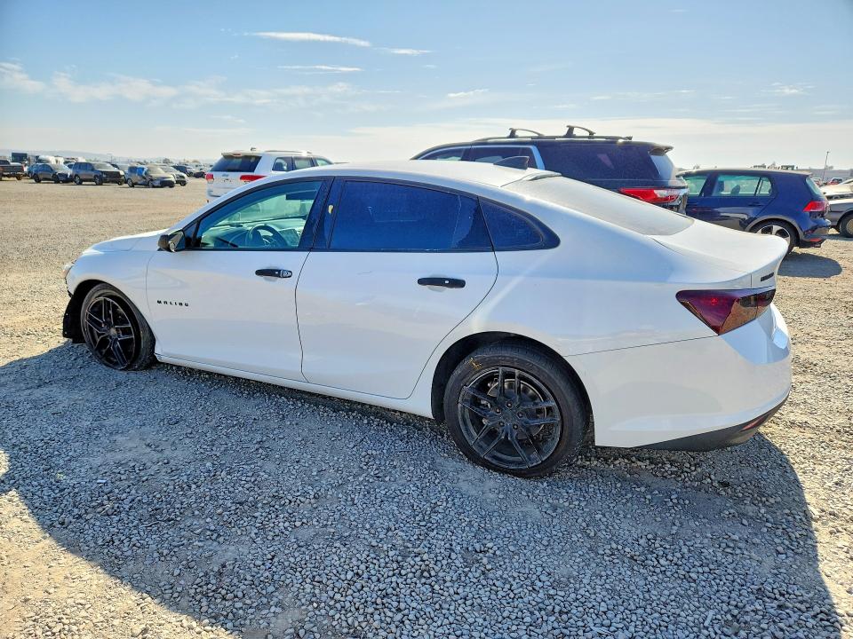 Photo 2 from auction – 2021 CHEVROLET MALIBU with VIN 1G1ZB5ST7MF055210