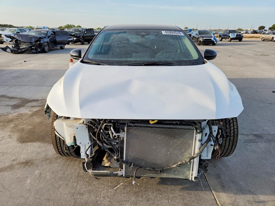 Photo 5 from auction – 2023 NISSAN SENTRA with VIN 3N1AB8DV7PY238210