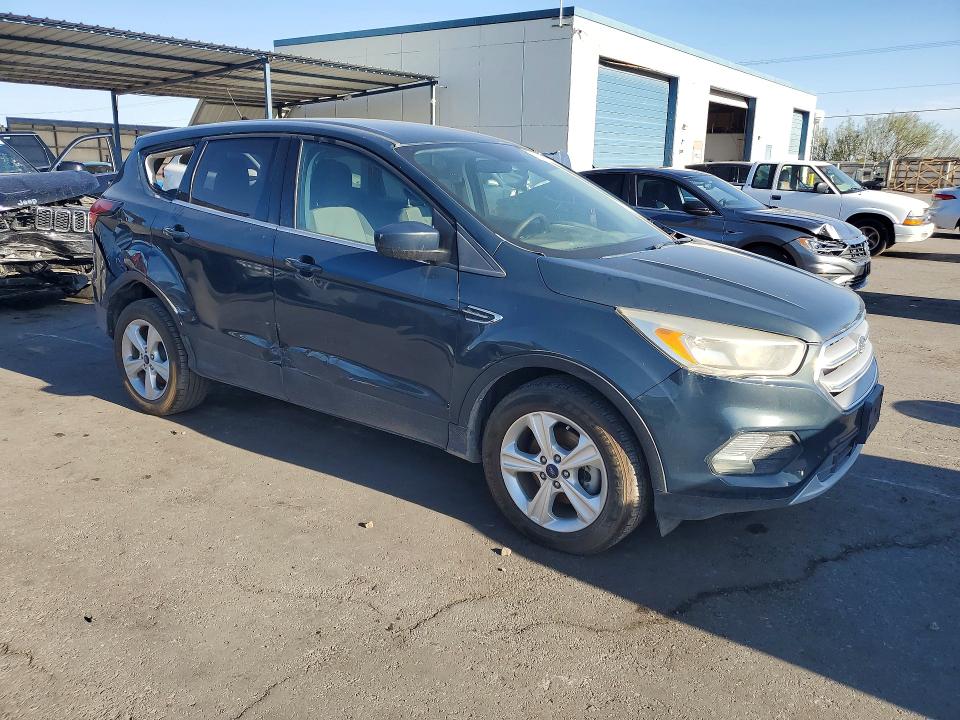 Photo 4 from auction – 2019 FORD ESCAPE with VIN 1FMCU0GD7KUB13235
