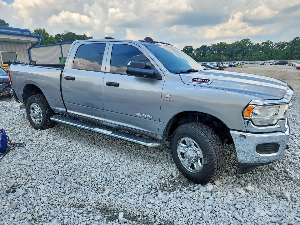 Photo 4 from auction – 2020 RAM 2500 with VIN 3C6UR5CL6LG268830