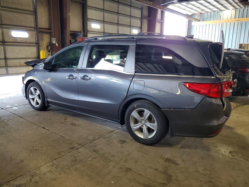 Photo 2 from auction – 2019 HONDA ODYSSEY with VIN 5FNRL6H75KB018565