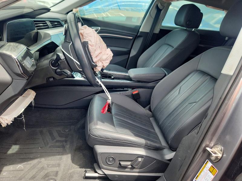 Photo 7 from auction – 2021 AUDI E-TRON with VIN WA1AAAGE1MB022232