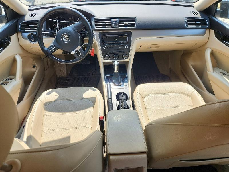Photo 8 from auction – 2014 VOLKSWAGEN PASSAT with VIN 1VWAP7A35EC003562