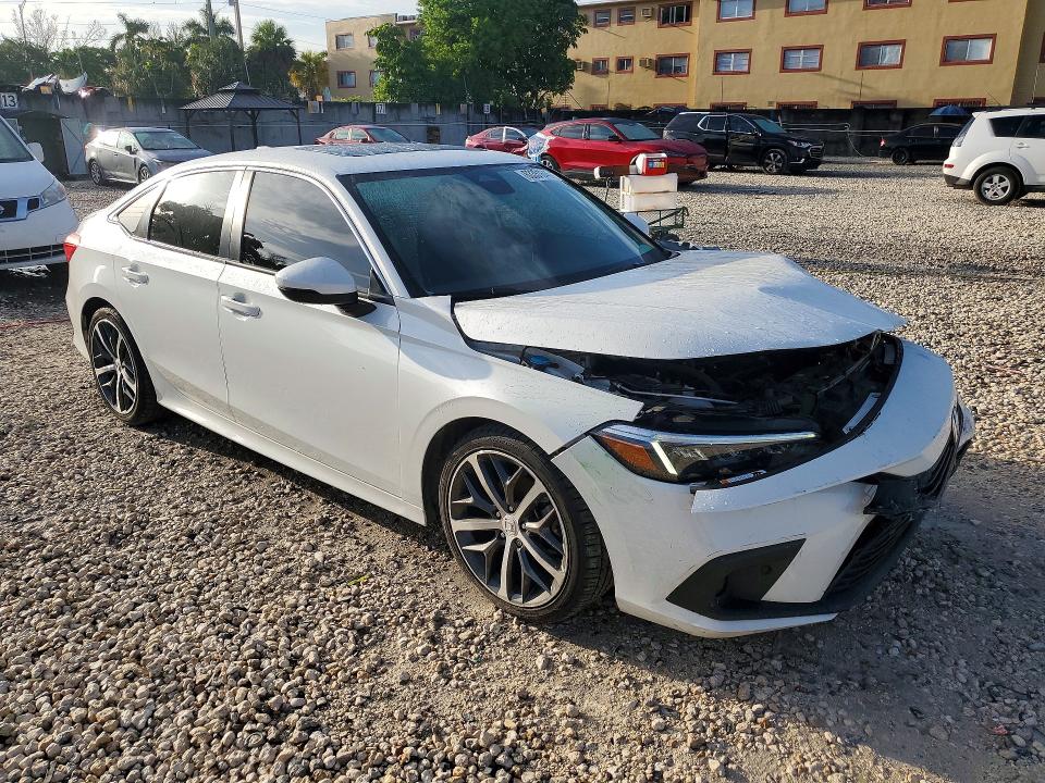 Photo 4 from auction – 2022 HONDA CIVIC with VIN 2HGFE1F95NH326825