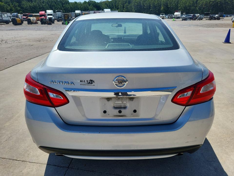 Photo 6 from auction – 2017 NISSAN ALTIMA with VIN 1N4AL3AP0HC186499