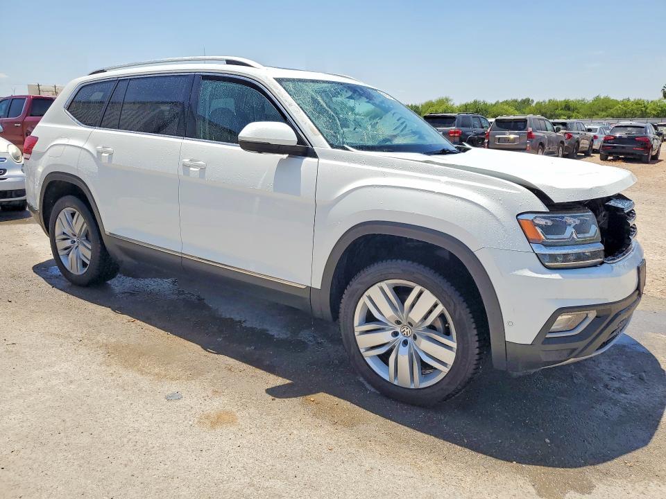 Photo 4 from auction – 2019 VOLKSWAGEN ATLAS with VIN 1V2NR2CA2KC552000