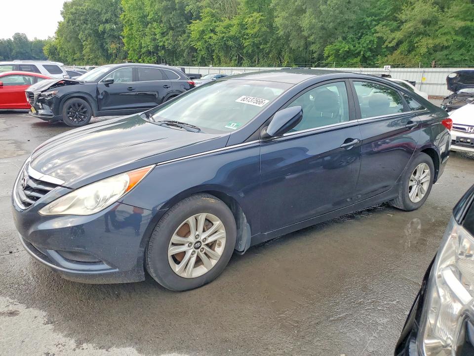 2011 HYUNDAI SONATA