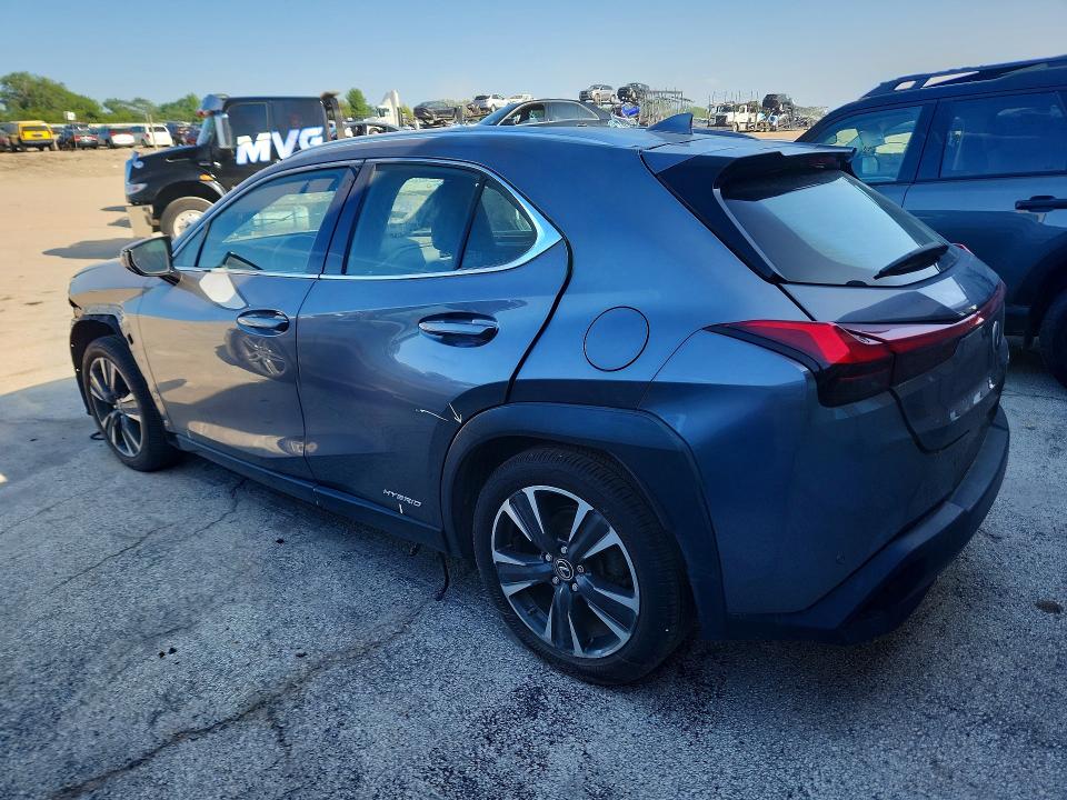 Photo 2 from auction – 2019 LEXUS UX with VIN JTHU9JBH4K2017521