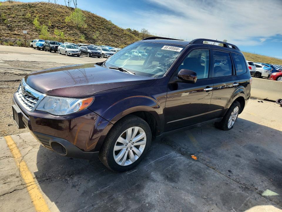 SUBARU FORESTER 2013 with VIN JF2SHADC3DH413535 - Photo from auction