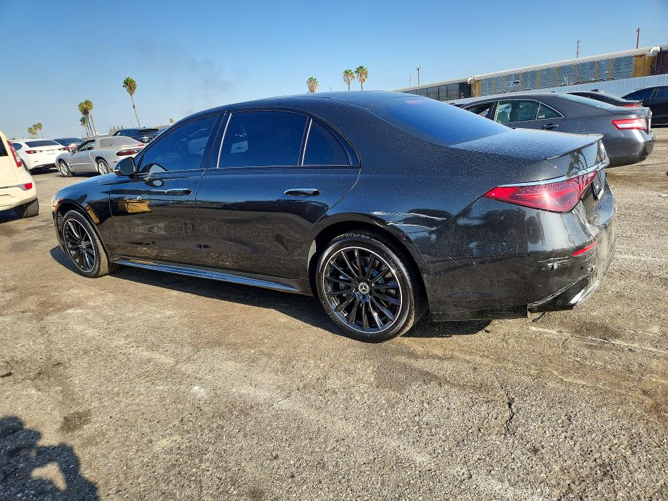Photo 2 from auction – 2023 MERCEDES-BENZ S with VIN W1K6G6DB4PA167721