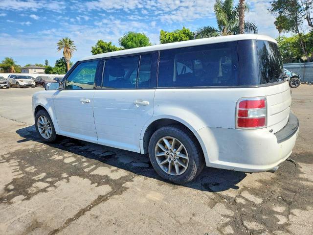 Photo 2 from auction – 2016 FORD FLEX with VIN 2FMGK5B84GBA12570