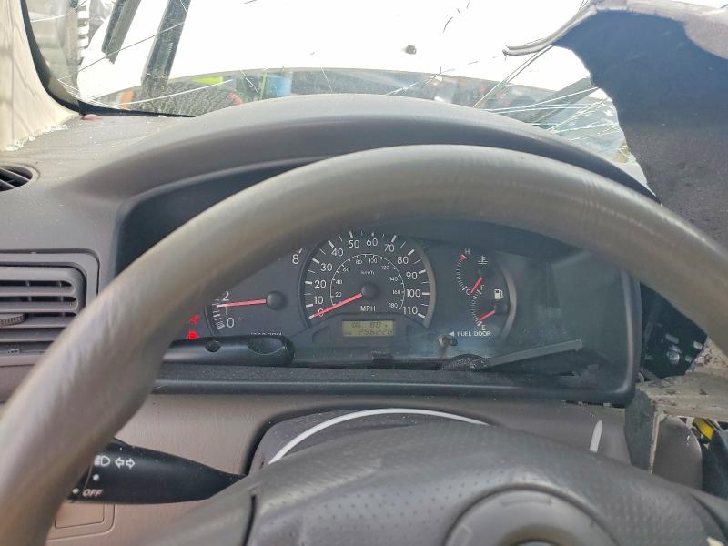 Photo 9 from auction – 2004 TOYOTA COROLLA with VIN JTDBR32E842040538