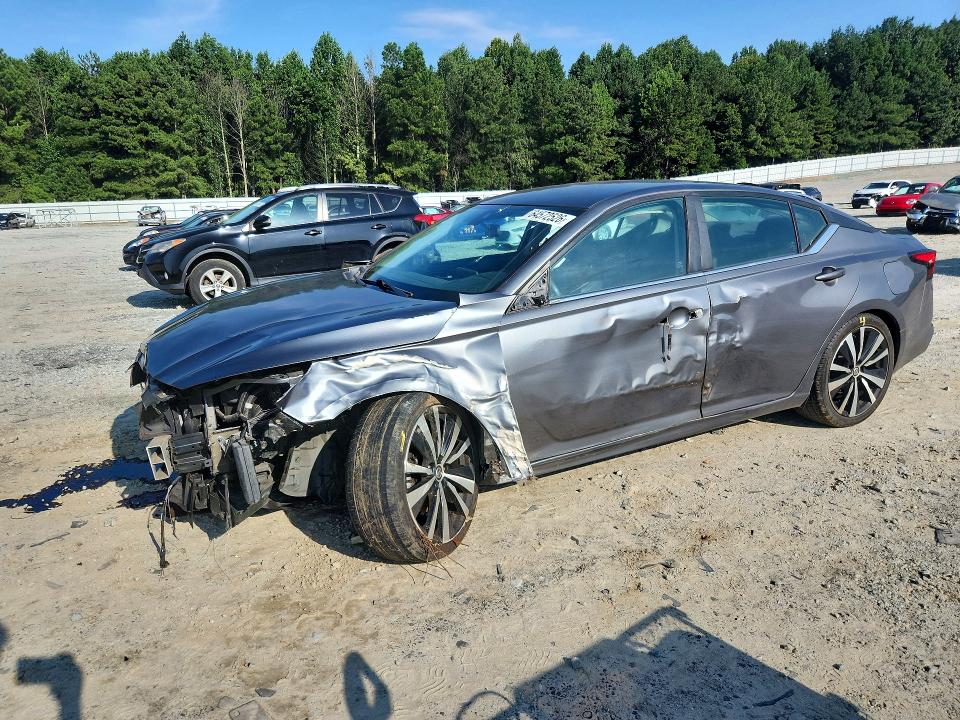 Photo 1 from auction – 2021 NISSAN ALTIMA with VIN 1N4BL4CV6MN308318