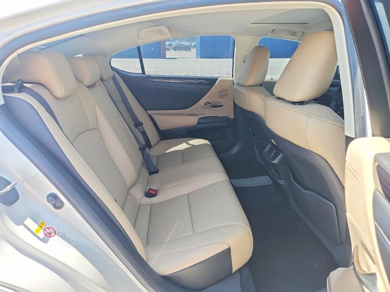 Foto 10 de la subasta – 2019 LEXUS ES con VIN 58ABZ1B16KU037581