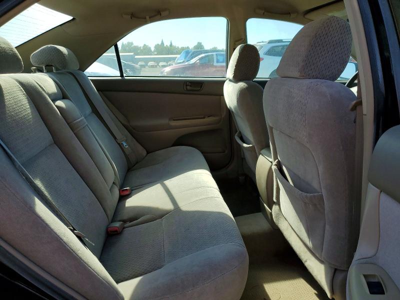 Photo 10 from auction – 2004 TOYOTA CAMRY with VIN 4T1BE32K34U379466