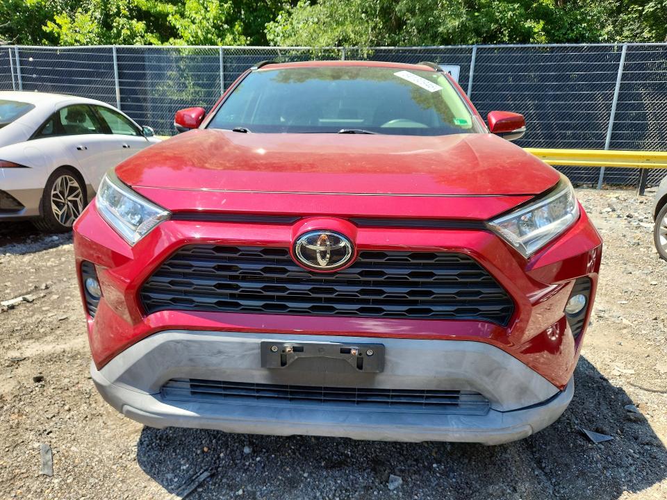 Фото 5 с аукциона – 2019 TOYOTA RAV4 с VIN JTMP1RFV1KJ008172