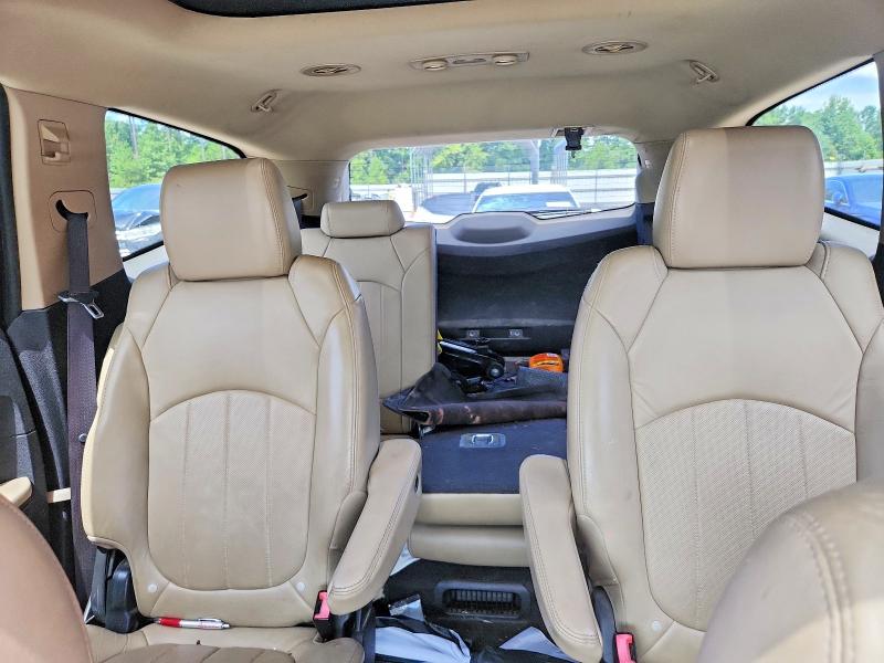 Photo 10 from auction – 2011 CHEVROLET TRAVERSE with VIN 1GNKRLED3BJ141161