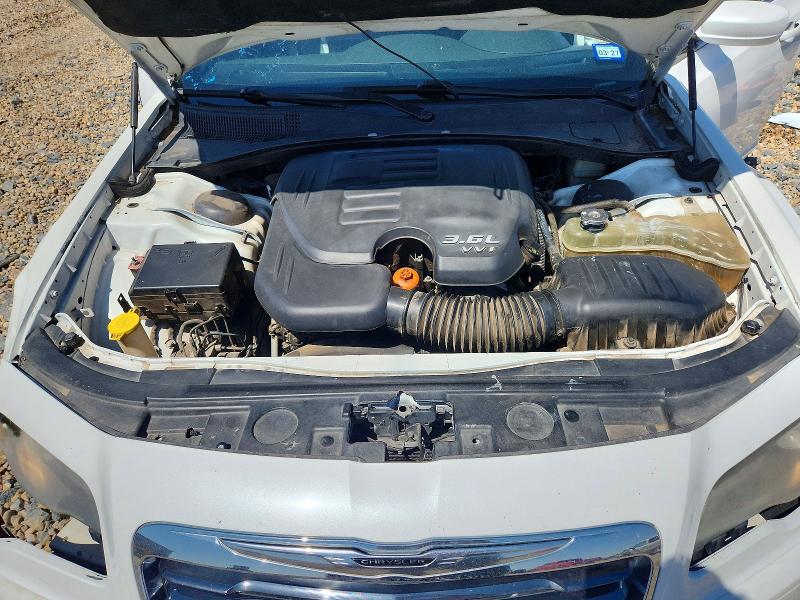 Photo 11 from auction – 2013 CHRYSLER 300 with VIN 2C3CCABG5DH708271