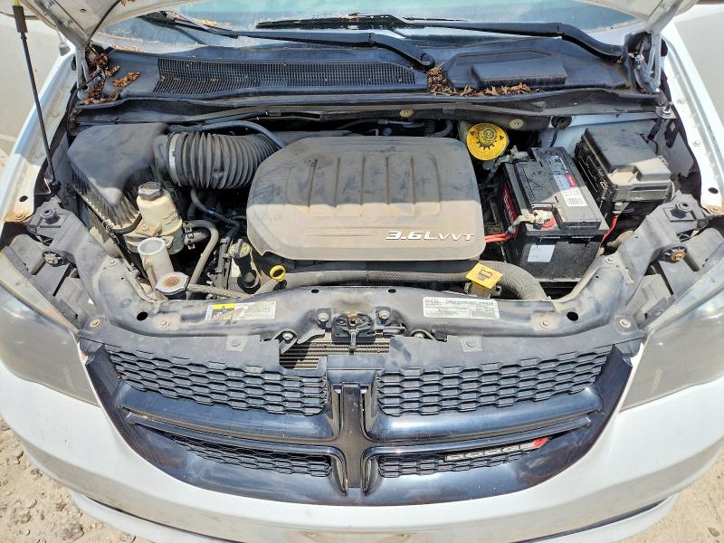 Photo 12 from auction – 2018 DODGE GRAND CARAVAN with VIN 2C4RDGBG6JR153665