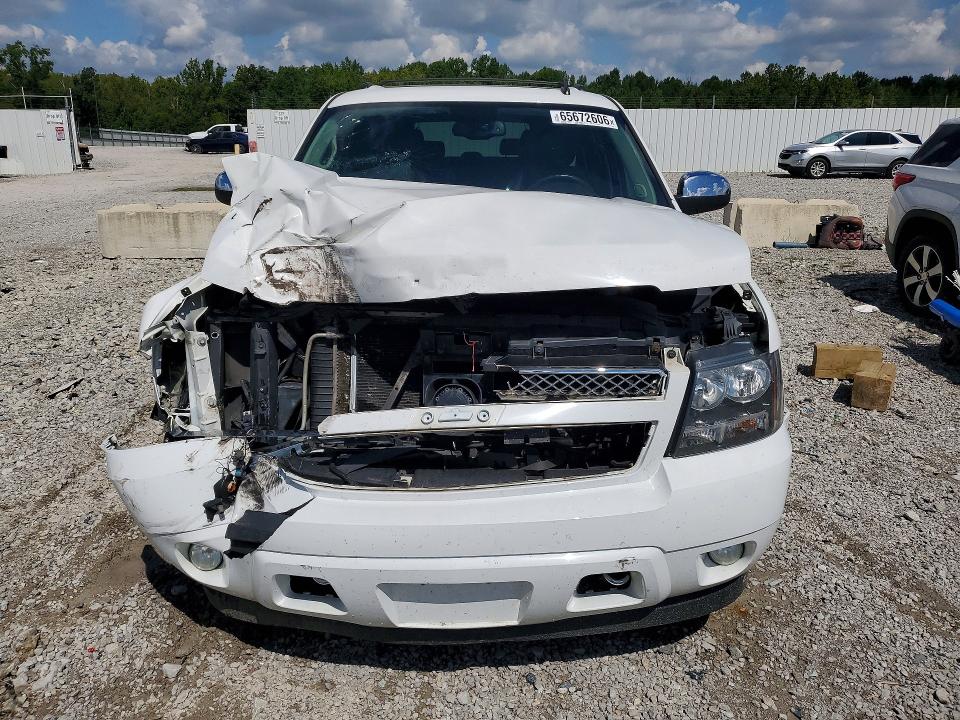 Photo 5 from auction – 2013 CHEVROLET SUBURBAN with VIN 1GNSKKE77DR362131