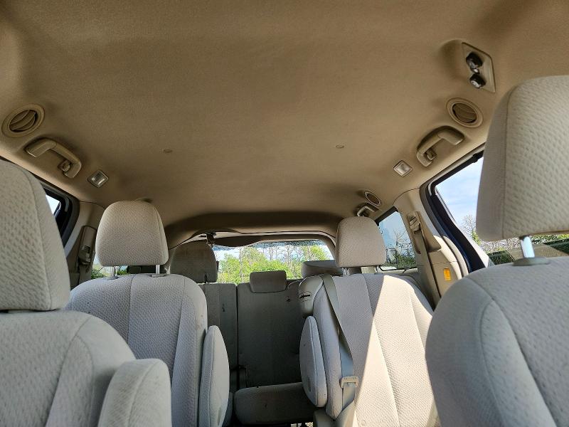 Photo 10 from auction – 2012 TOYOTA SIENNA with VIN 5TDKK3DC7CS216289