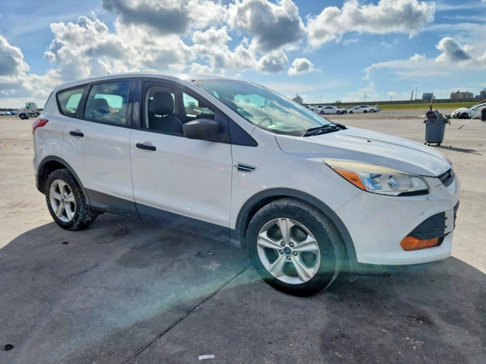 Photo 4 from auction – 2014 FORD ESCAPE with VIN 1FMCU0F71EUD06352