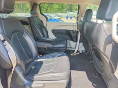 Photo 11 from auction – 2022 CHRYSLER PACIFICA with VIN 2C4RC1L75NR164113