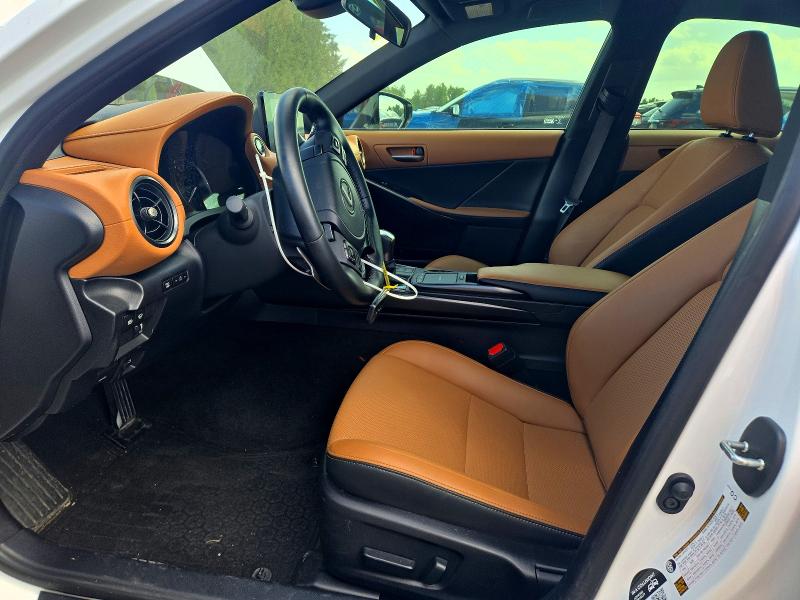 Photo 7 from auction – 2025 LEXUS IS 300 with VIN JTHB81F26S5055492