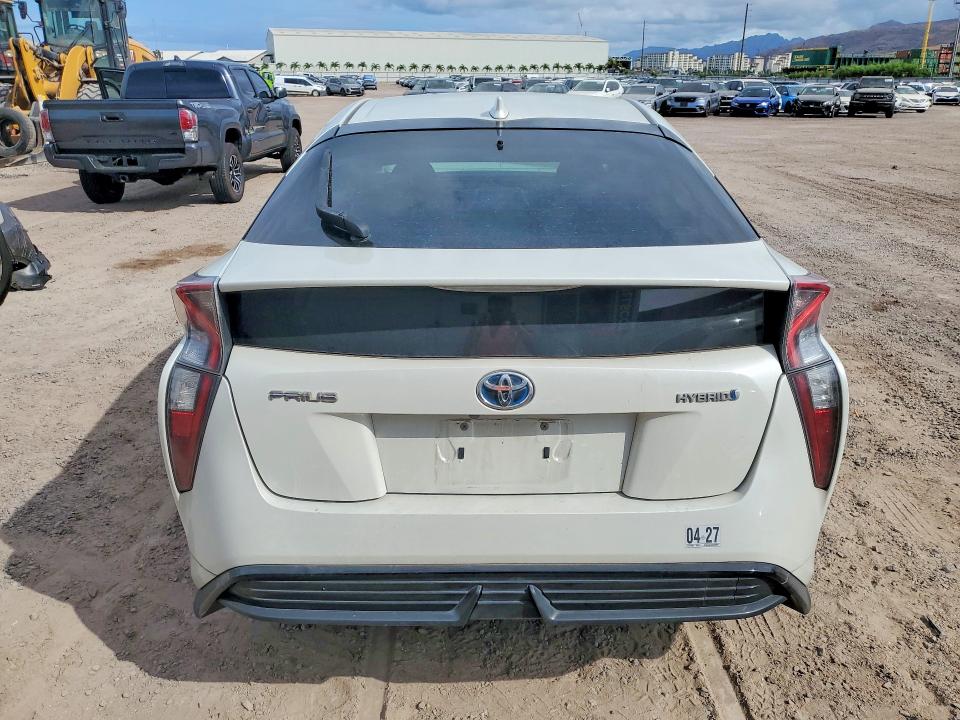 Photo 6 from auction – 2017 TOYOTA PRIUS with VIN JTDKARFU5H3536571