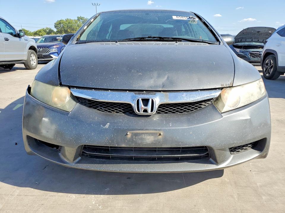 Photo 5 from auction – 2027 HONDA CIVC with VIN 19XFA1F39AE069826