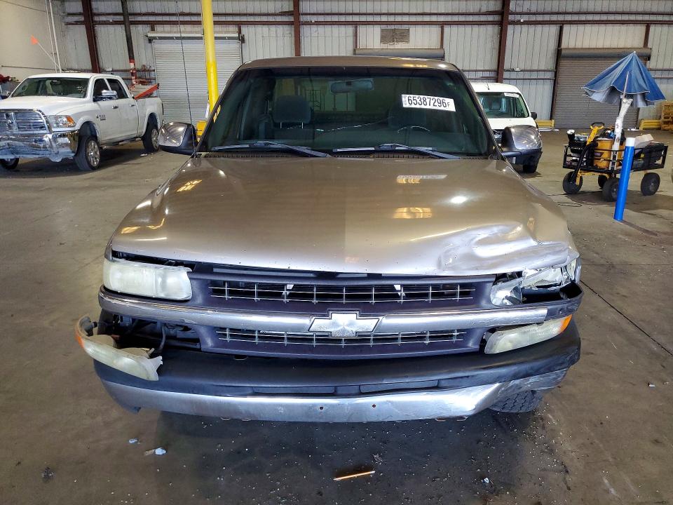 Photo 5 from auction – 2001 CHEVROLET SILVERADO with VIN 2GCEC19V911321722