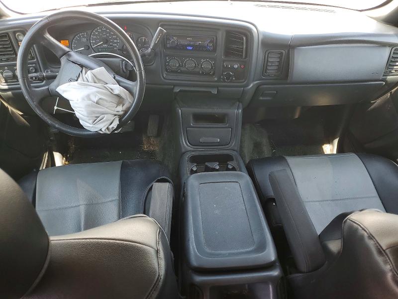 Photo 8 from auction – 2002 CHEVROLET AVALANCHE with VIN 3GNEK13T52G119602