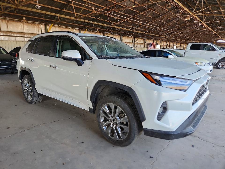 Photo 4 from auction – 2024 TOYOTA RAV4 with VIN 2T3N1RFV0RW467616