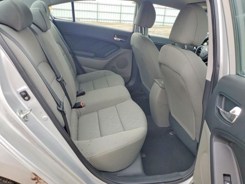 Photo 10 from auction – 2016 KIA FORTE with VIN KNAFK4A68G5542701