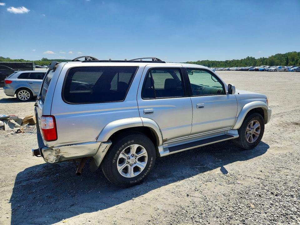 Photo 3 from auction – 2001 TOYOTA 4RUNNER with VIN JT3GN86R910205245
