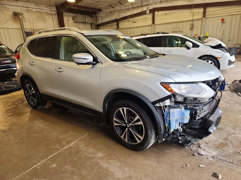 Photo 4 from auction – 2019 NISSAN ROGUE with VIN JN8AT2MVXKW381518