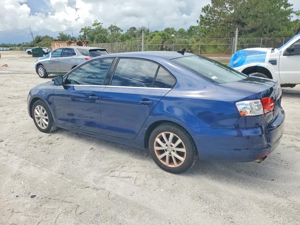 Photo 2 from auction – 2014 VOLKSWAGEN JETTA with VIN 3VWD07AJ8EM440597