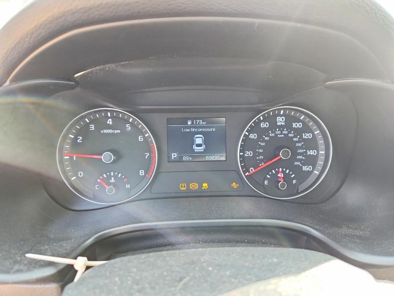 Photo 9 from auction – 2021 KIA FORTE with VIN 3KPF24AD4ME288423