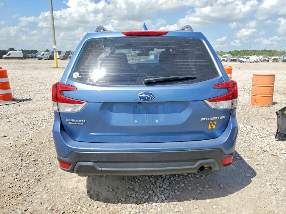 Photo 6 from auction – 2021 SUBARU FORESTER with VIN JF2SKADC8MH556823
