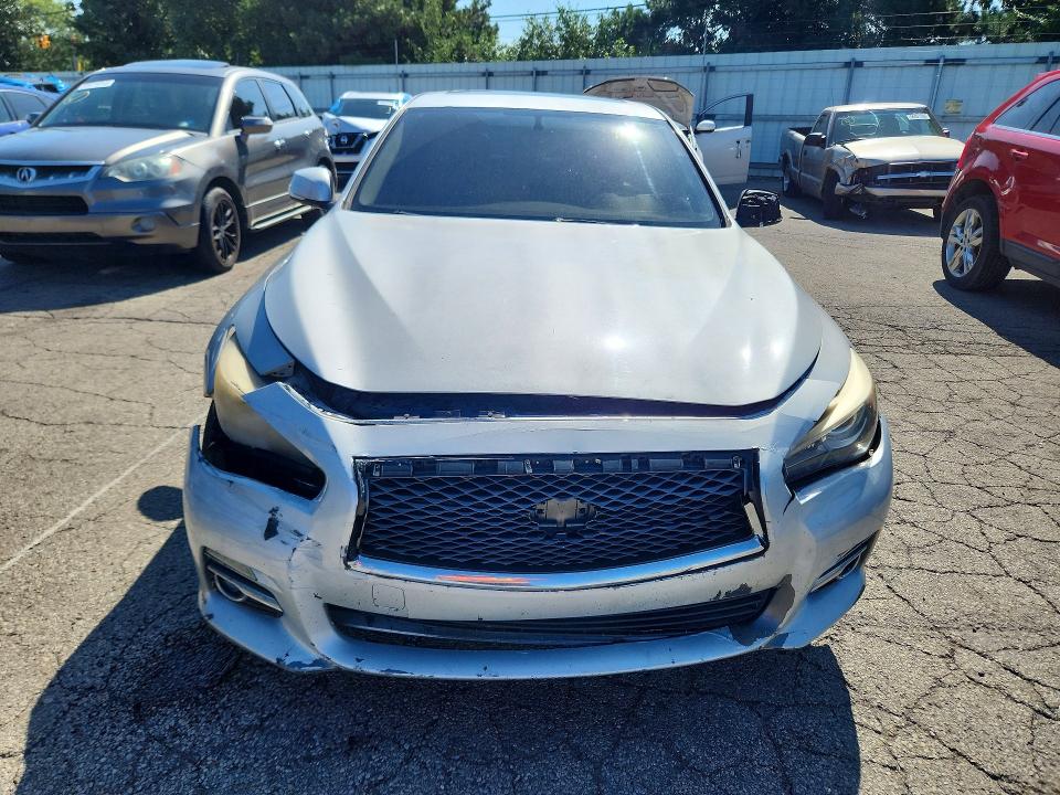 Photo 5 from auction – 2014 INFINITI Q50 with VIN JN1BV7AP2EM684289