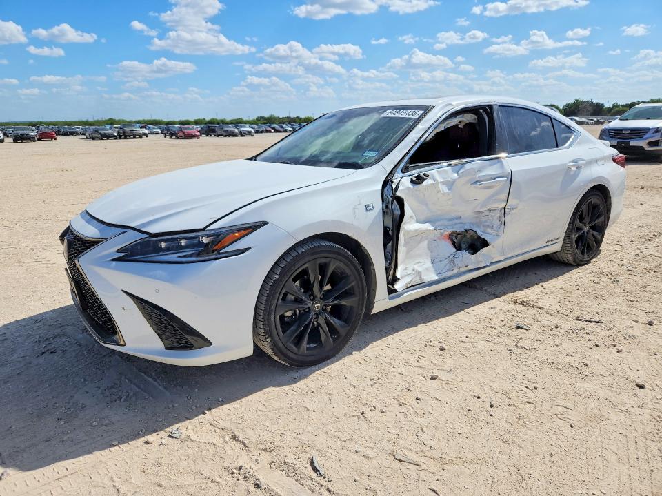2022 LEXUS ES 300H - Търг №64845436