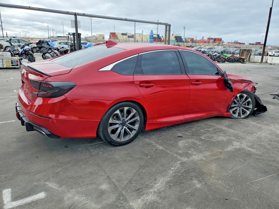 Photo 3 from auction – 2018 HONDA ACCORD with VIN 1HGCV1F32JA256529