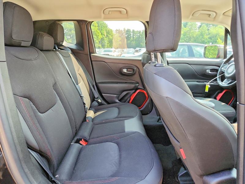 Photo 11 from auction – 2016 JEEP RENEGADE with VIN ZACCJBCT2GPD02745
