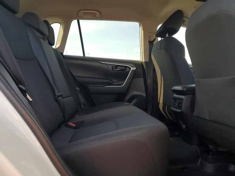 Photo 11 from auction – 2023 TOYOTA RAV4 with VIN 2T3F1RFVXPW350773