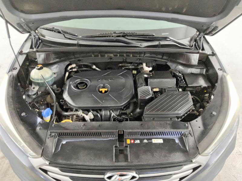 Photo 12 from auction – 2017 HYUNDAI TUCSON with VIN KM8J33A49HU434626