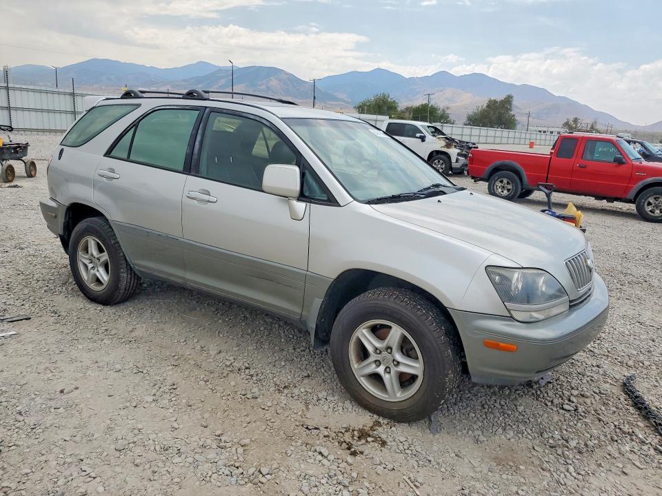Photo 4 from auction – 2000 LEXUS RX with VIN JT6HF10U7Y0137563